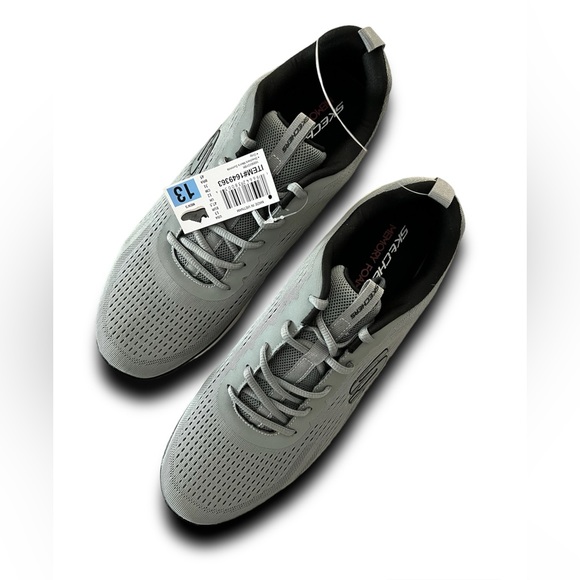 NWT - Men’s Skechers Memory Foam Shoes - Picture 2 of 3